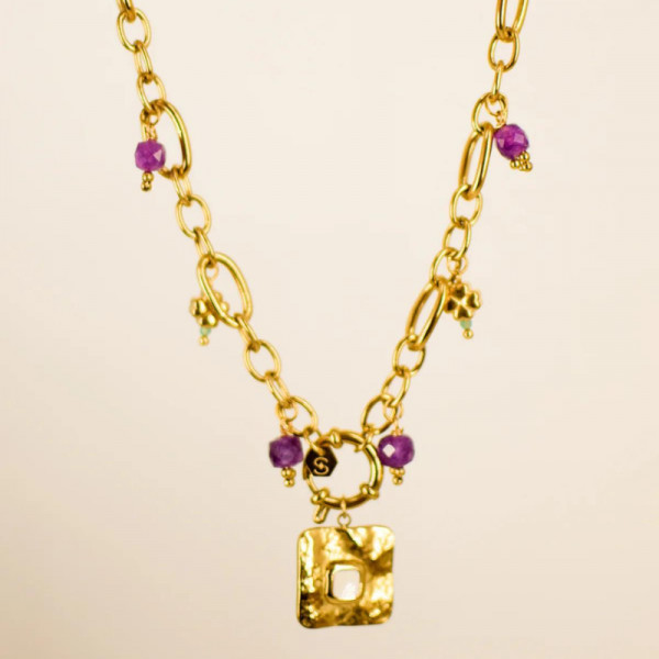 Collier Cameron violet