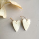 Boucles d'oreilles coeur blanc